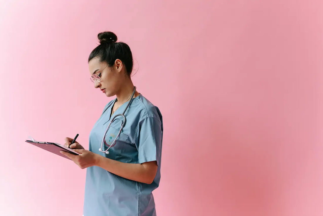 Nurse-s-Dress-Code-Dilemma-Personal-Scrubs-on-Duty Flash Uniforms