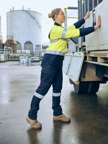 Bisley Apex 185 Women's Taped Hi Vis FR Vented Shirt BL8438T - Flash Uniforms