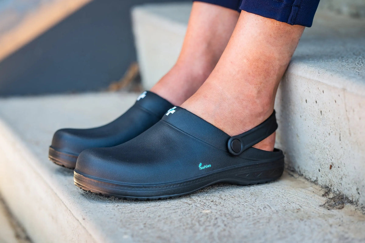 Softies Louis Nursing Shoe LOS01
